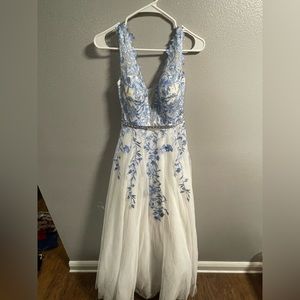 Prom dress, poofy with light blue at the top, elegant